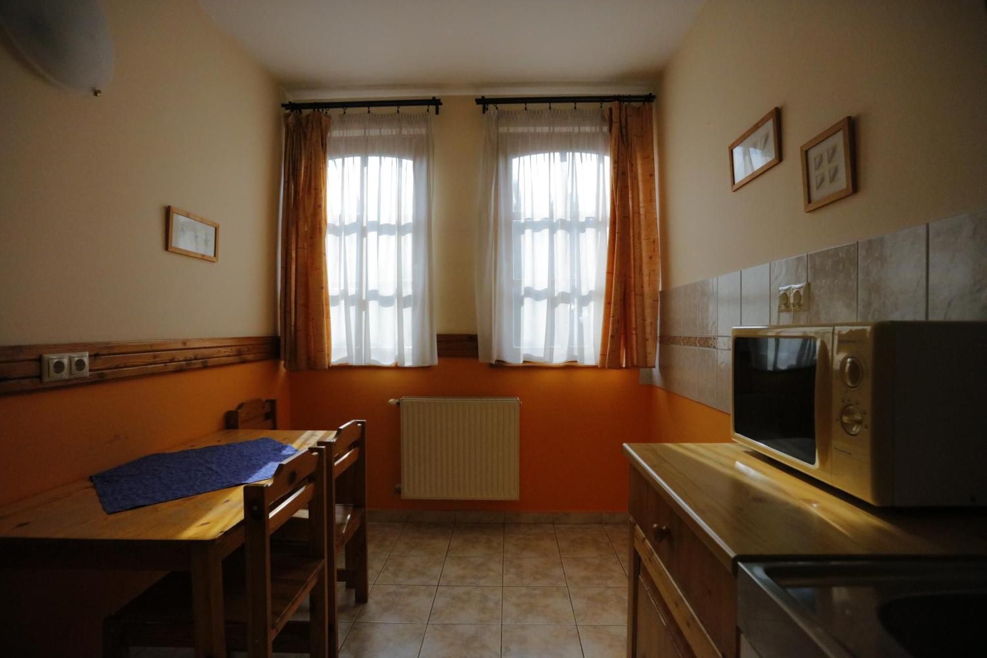 Hotel Szent Istvan Егер Екстериор снимка