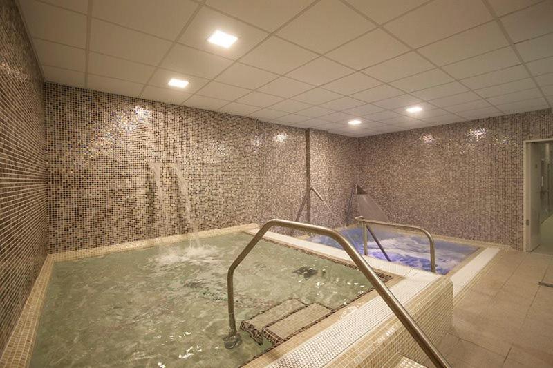 Hotel Szent Istvan Егер Екстериор снимка
