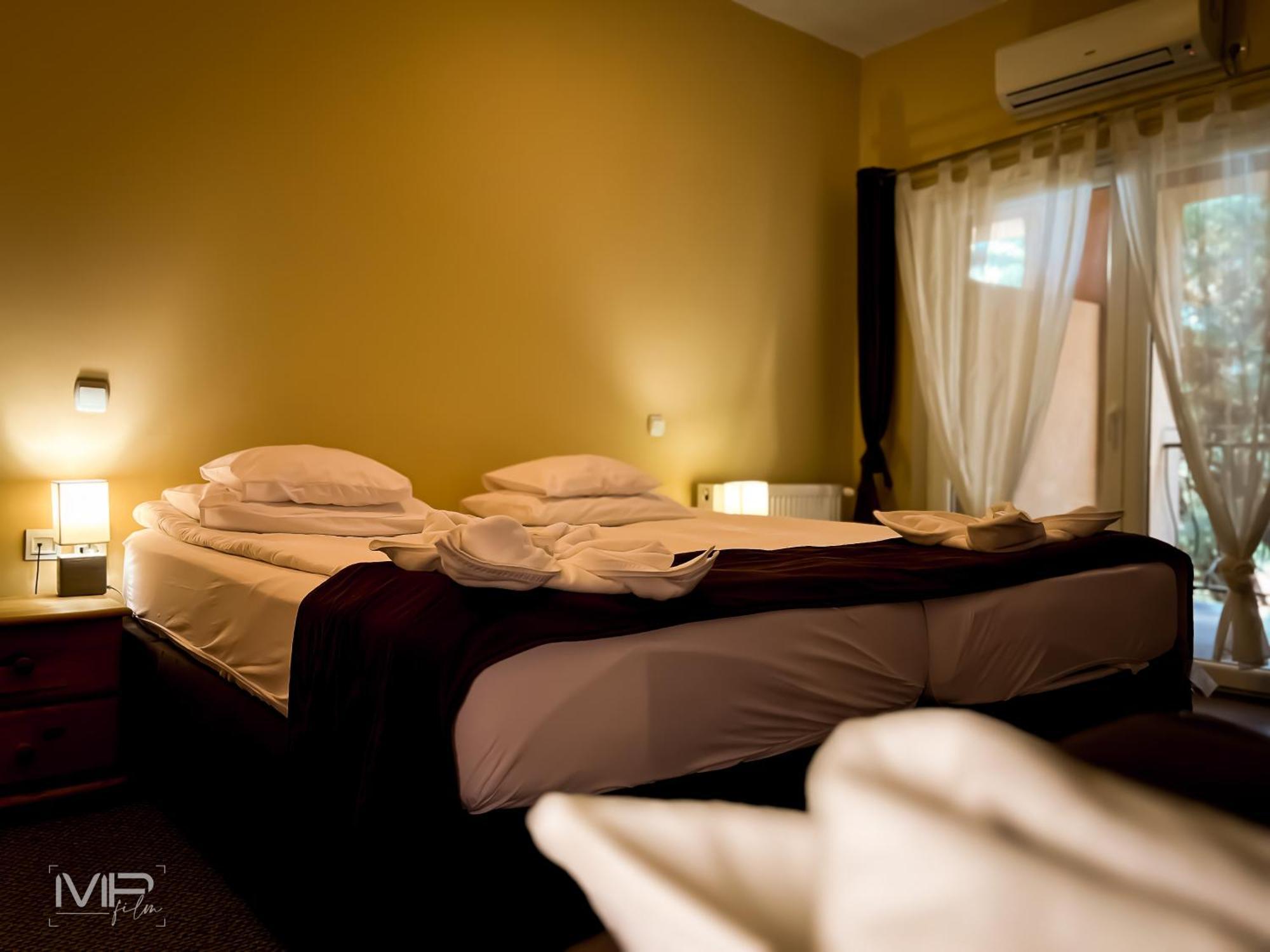 Hotel Szent Istvan Егер Екстериор снимка